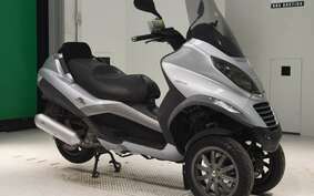 PIAGGIO MP3 250