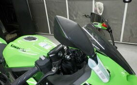 KAWASAKI ZX-25R ZX250E