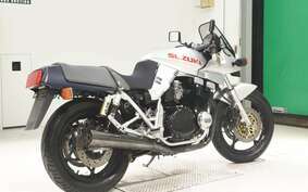 SUZUKI GSX1100S KATANA 2000 GU76A