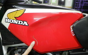 HONDA MVX250F MC09