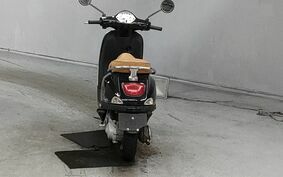 VESPA LX50 C381