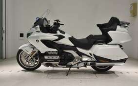 HONDA GL 1800 GOLD WING TOUR DCT 2023 SC79