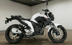 YAMAHA FZ25 RG42