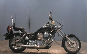 YAMAHA DRAGSTAR 250 2002 VG02J