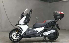 BMW C400X 2019 0C09