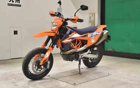 KTM 690 SMC R 2024