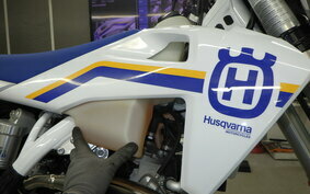 HUSQVARNA TE250I