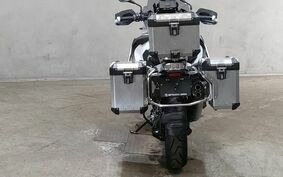 BMW R1250GS ADVENTURE 2023 0M11