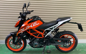 KTM 390 DUKE 2019 JPJ40