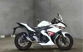 YAMAHA YZF-R3 2016 RH07J