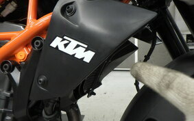 KTM 125 DUKE JPA40