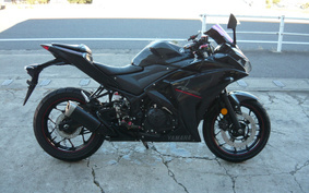 YAMAHA YZF-R25 ABS RG43J