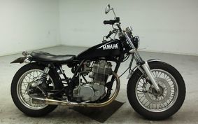 YAMAHA SR400 2002 RH01J