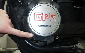 KAWASAKI GPZ750 1983 ZX750A