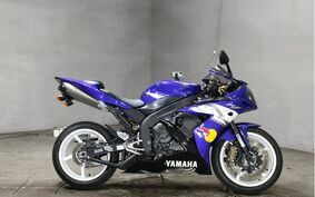 YAMAHA YZF-R1 2004 RN13