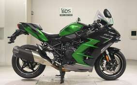 KAWASAKI NINJA H2 SX SE ZXT02P