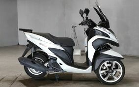 YAMAHA TRICITY 125 SE82J