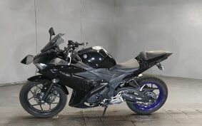 YAMAHA YZF-R25 RG10