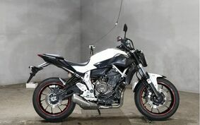 YAMAHA MT-07 2015 RM07J