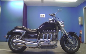 TRIUMPH ROCKET III 2005 LC1035