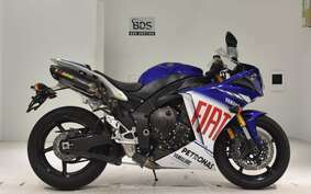 YAMAHA YZF-R1 2011