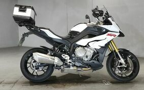 BMW S1000XR 2015 0D03