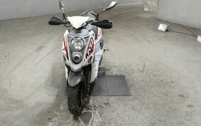 SYM CROX 125 不明