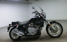 HONDA MAGNA 750 1990 RC28