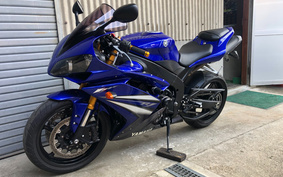 YAMAHA YZF-R1 2007 RN20