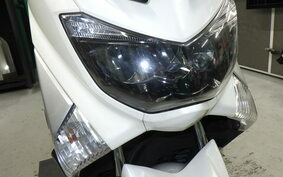 YAMAHA N-MAX SE86J