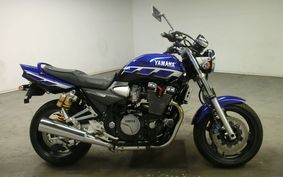 YAMAHA XJR1300 2000 RP03J