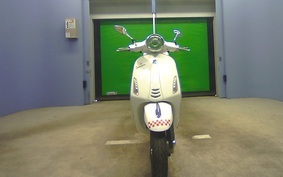 VESPA PRIMAVERA125