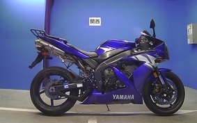 YAMAHA YZF-R1 2004 RN13