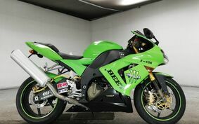 KAWASAKI ZX 10 NINJA R 2004 ZXT00C