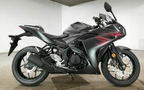 YAMAHA YZF-R25 RG10J