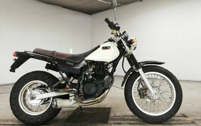 YAMAHA TW225 DG09J