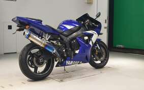 YAMAHA YZF-R1 2002 RN09