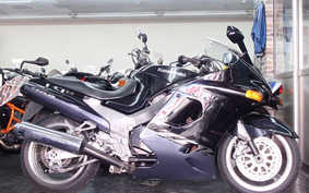 KAWASAKI ZZ1100 NINJA 1998 ZXT10D