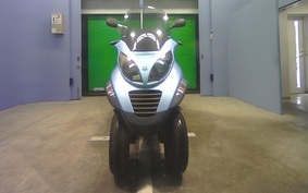 PIAGGIO MP3 250