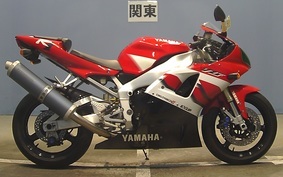 YAMAHA YZF-R1 2000 RN04