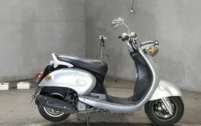 YAMAHA VINO 125 SE24