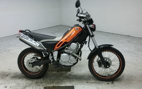 YAMAHA TRICKER DG10J