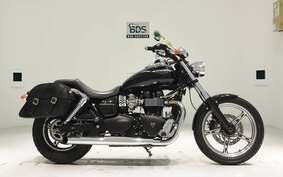 TRIUMPH SPEEDMASTER 2013