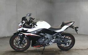 SUZUKI GSX250R DN11A