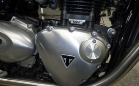 TRIUMPH THRUXTON 1200 R 2019