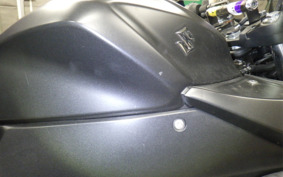 SUZUKI GIXXER 250 SF