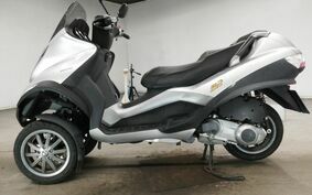 PIAGGIO MP3 250 RL M472