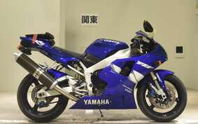 YAMAHA YZF-R1 1999 RN01