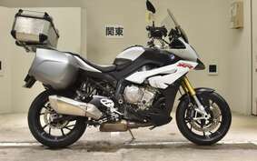 BMW S1000XR 2015 0D03