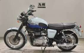 TRIUMPH BONNEVILLE T100 2010